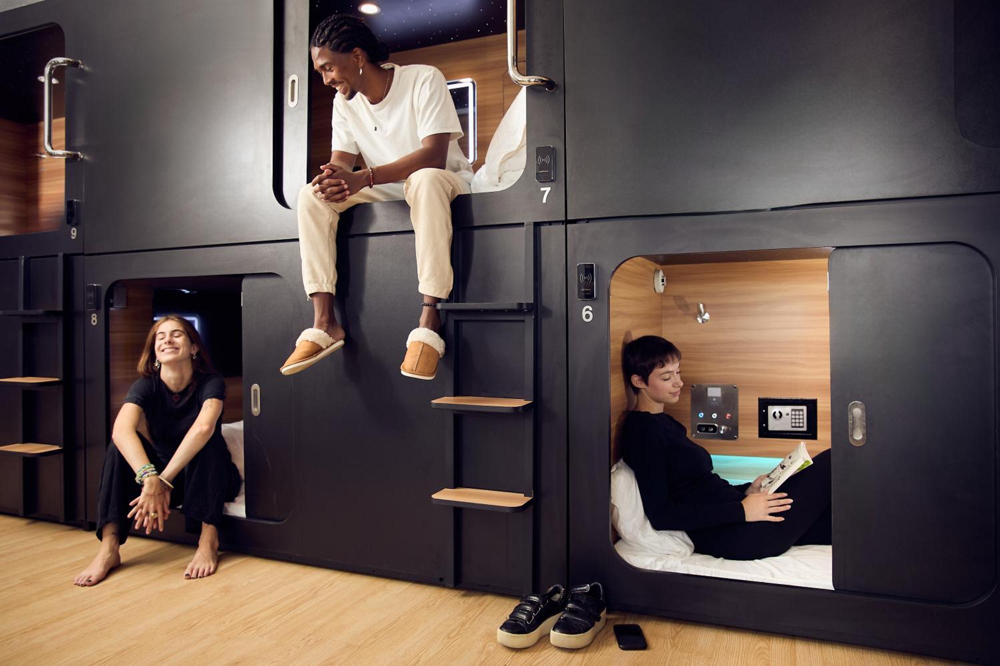 Capsule Hotel Montréal Dış mekan fotoğraf